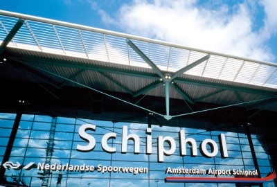 Amsterdam Airport Schiphol: removing pollutants from the air