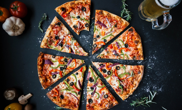 Jamie Oliver opens pizza in | bluebiz