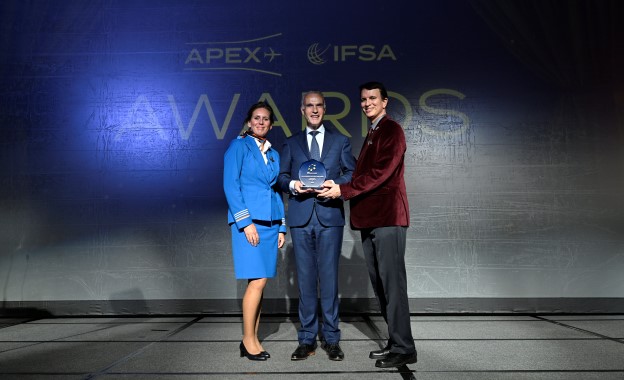 KLM-wins-APEX-World-Class-Award-2024-624x380.jpg