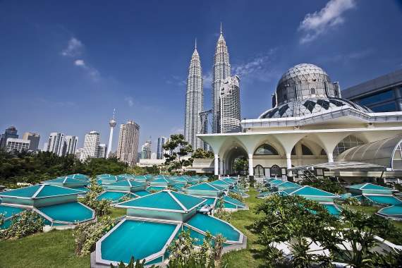 Malaysia Is Asia S Conference Convention Hotspot Bluebiz
